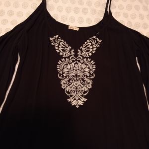 Hollister open shoulder and arms sz small Navy blue